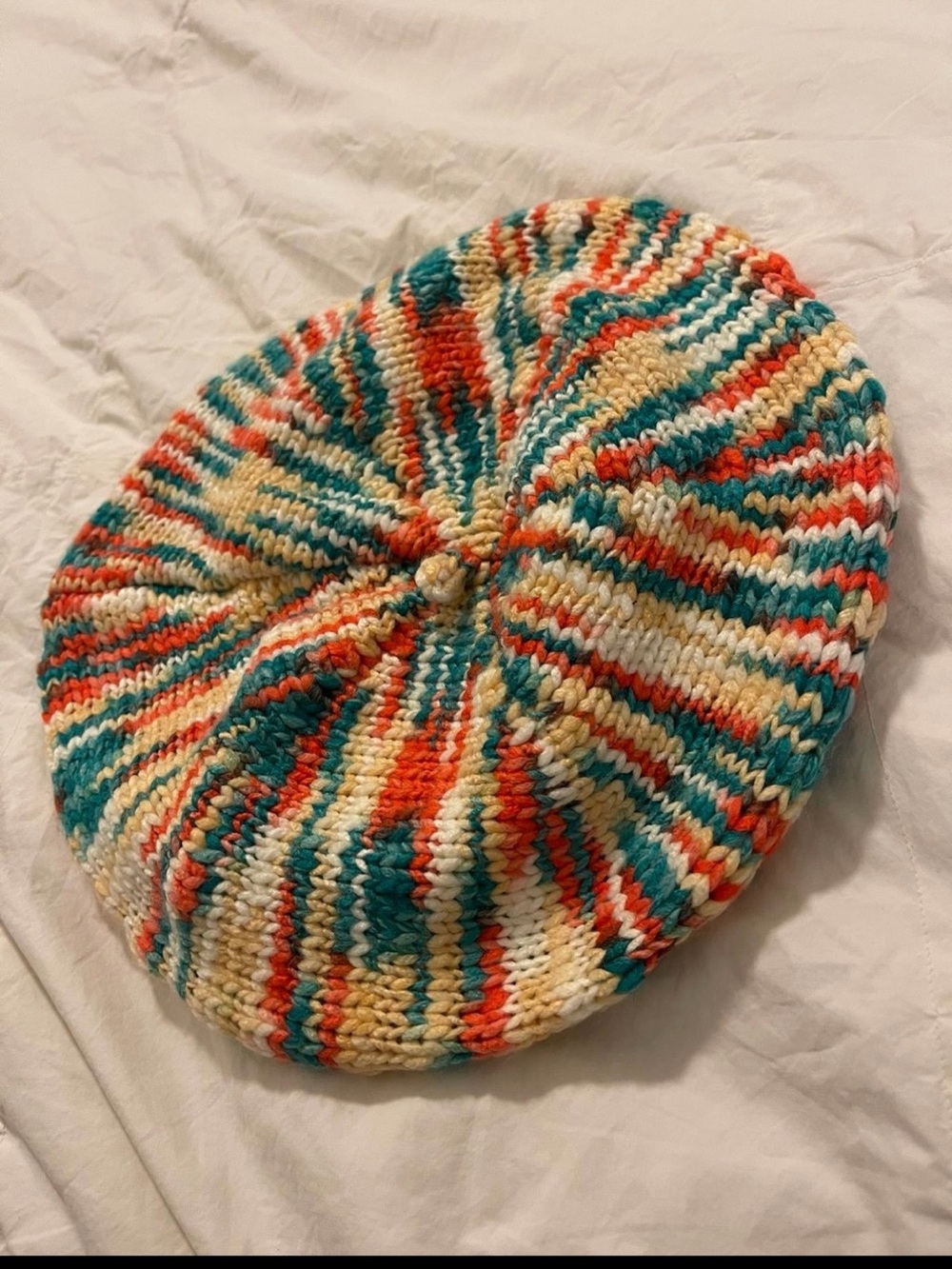Free People Raspberry Beret - Picture 2 of 4
